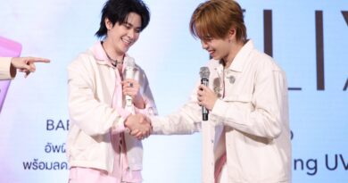 “เลิฟ – แจ็คกี้ – เตริ์ด” ร่วมงานเปิดตัวกันแดดขายดีเฉดสีใหม่! ELIXIR Day Care Revolution Tone Up Beige SPF50+ PA++++ ฉลองยอดขายผลิตภัณฑ์กันแดดกว่า2.5ล้านชิ้น ทั่วโลก