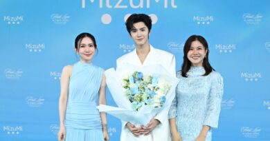 “เฉินเจ๋อหย่วน” เสิร์ฟโมเมนต์เฟิร์สเลิฟฉ่ำกลางกรุง รับบทเขยไทยชวน “เที่ยวไทยใช้กันแดดมิซึมิ” ในงาน “MizuMi x Chen Zheyuan Exclusive Meet & Greet: First Love in Aqua Oasis”
