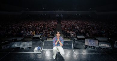 ปิดฉากความประทับใจ! “กงยู” เสิร์ฟโมเมนต์สุดเอ็กซ์คลูซีฟ ร่วมกับ กลุ่มธนบุรี ใน 2026 GONG YOO ASIA FANMEETING TOUR〈THE LONG TAKE〉IN BANGKOK เติมเต็มความคิดถึงด้วยเรื่องราวตลอด 25 ปีในวงการ พร้อมเซอร์ไพรส์ใกล้ชิดแฟนไทยทั่วฮอลล์